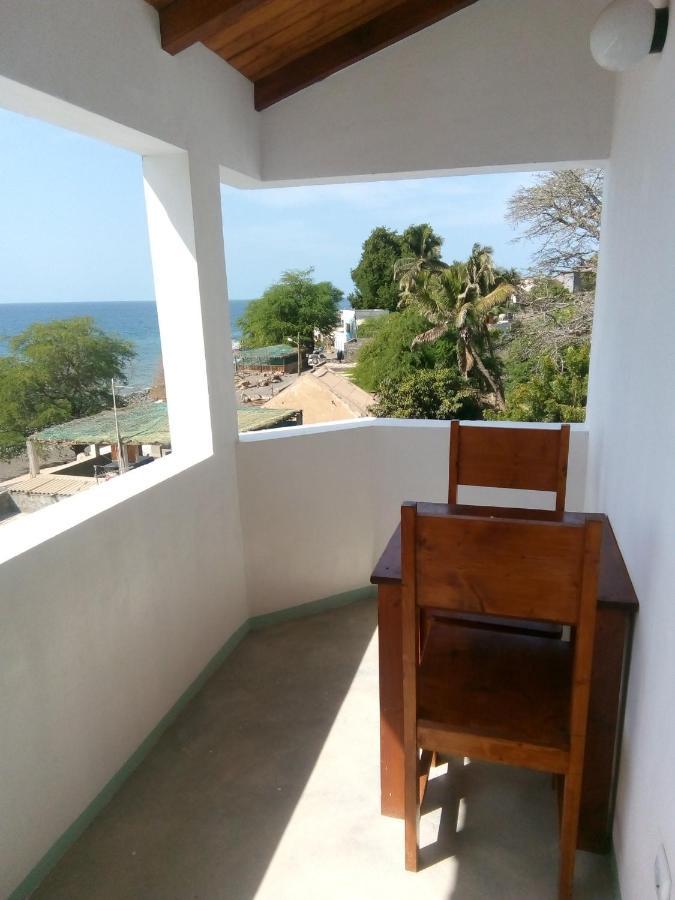 Bed and Breakfast Casa Baobab Seladinha Екстер'єр фото